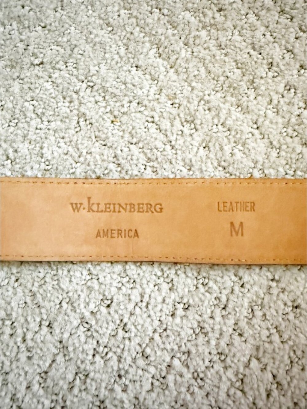 W. Kleinberg Tapered Waist Leather Calf Belt with Gold Buckle 3" Black M - Picture 4 of 6
